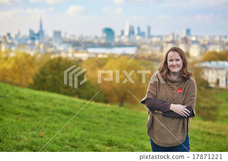 Girl wearing red remembrance poppy 17871221