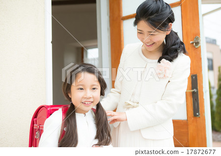 小學學生 小學生 母女 17872677