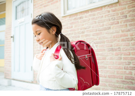 primary school student, schoolchild, schooler 17875712