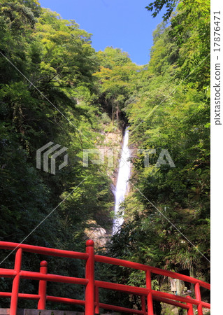 新鮮的瀑布 新鮮的瀑布 17876471