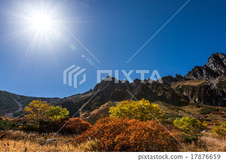 Senjojiki卡爾佛教山和太陽 Senjojiki卡爾佛教山和太陽 17876659