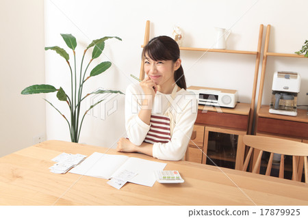 Housekeeping housewife Housekeeping housewife 17879925