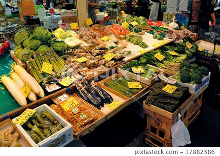 Kitchen in Kanazawa Omi-machi market Kitchen in Kanazawa Omi-machi market 17882386
