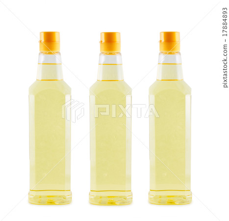 Vegetable oil coconut isolated background. 17884893