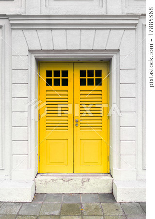 Colorful British colonial style door 17885368