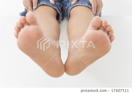 Children's foot soles 17887511
