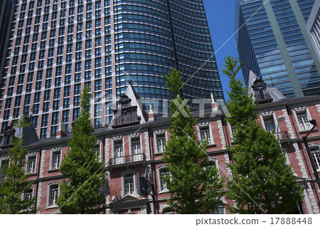 Mitsubishi Ichigokan Art Museum 17888448