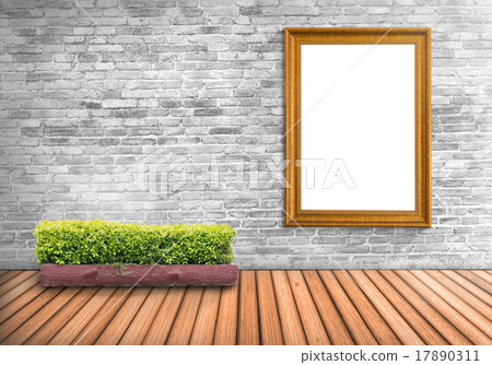 Blank frame vintage on a concrete wall. 17890311