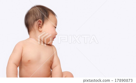 A naked baby 17890873