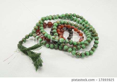 bead prayer meditation meditatebuddhism concept bead prayer meditation meditatebuddhism concept 17893925
