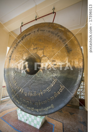 ASIA MYANMAR MANDALAY MAHAMUNI TEMLE 17896013