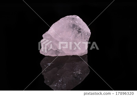 Rose Quartz 17896320
