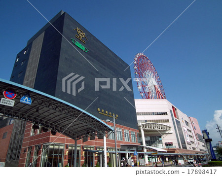 鹿兒島縣中央車站以及車站大樓“阿木廣場鹿兒島”從櫻島口的南側 17898417