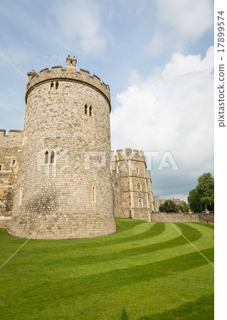 windsor castle 17899574