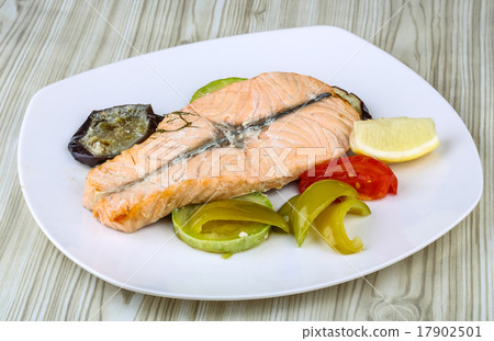 Baked salmon 17902501