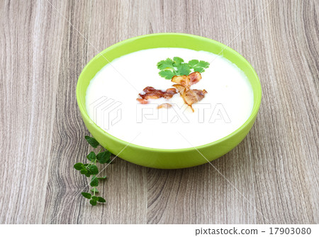 Cheese soup 17903080