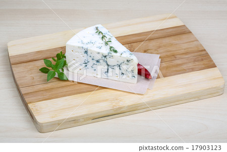 Blue cheese Blue cheese 17903123