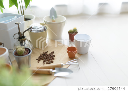 Gardening supplies / accessories Gardening supplies / accessories 17904544