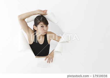 Women image breaking shell 17910036