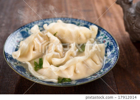 Fresh dumplings Fresh dumplings 17912014