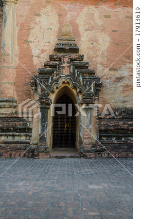 Sulamani temple in Bagan, Myanmar 17913619