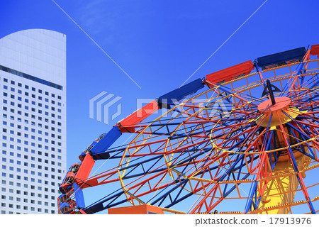 amusement park amusement park 17913976
