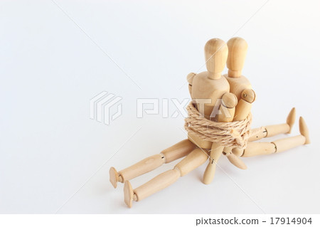 Drawing dolls 17914904
