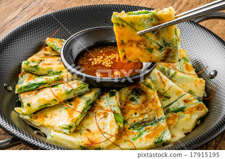 Chijimi Korean gourmet Asian Okonomiyaki jijim and iron pan Korean food Chijimi Korean gourmet Asian Okonomiyaki jijim and iron pan Korean food 17915195