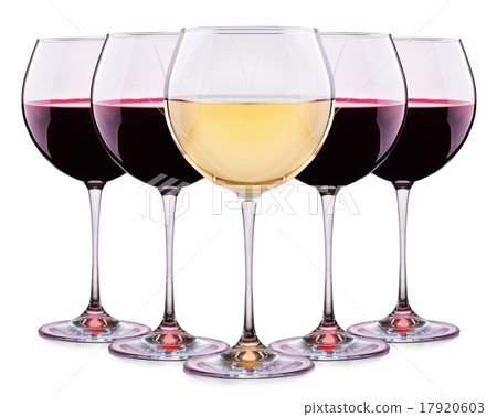 Set from glasses with wine isolated on a white  17920603