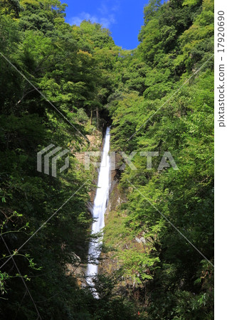 Fresh waterfall Fresh waterfall 17920690