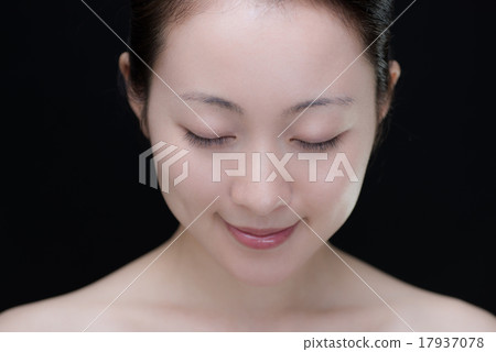 Beauty woman 17937078