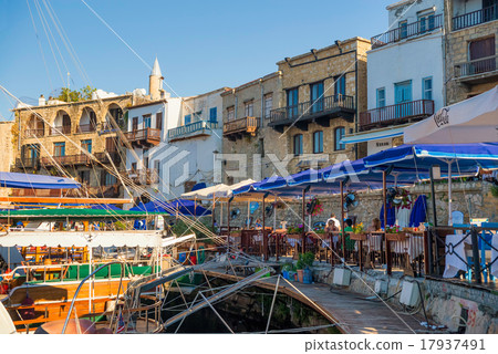 People resting at cafes and restaraunts in harbour 17937491
