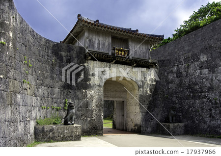 首里城堡迎賓門 首里城堡迎賓門 17937966