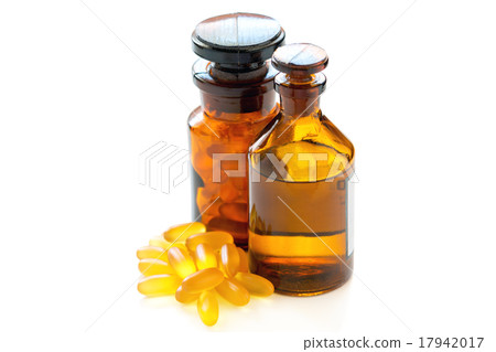Fish oil in vial and capsules. Fish oil in vial and capsules. 17942017