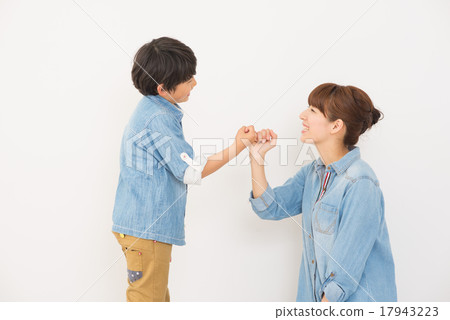做出承諾的父母 17943223