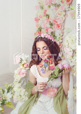 Floristry girl with face art. 17944909