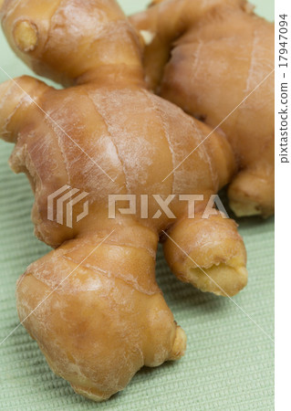 Ginger Ginger 17947094