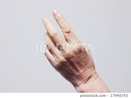 Old age lady's hand 17948793