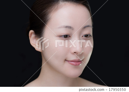 皮膚女士 皮膚女士 17950350