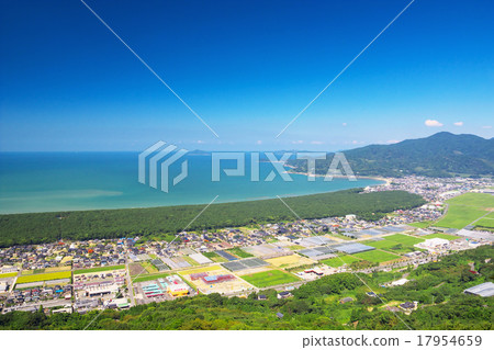 Rainbow Matsubara 17954659