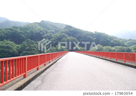 一座橋 17963054