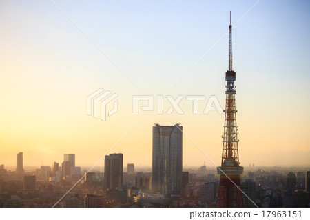 Urban landscape Nightly and Tokyo Tower 17963151
