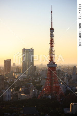 Urban landscape Nightly and Tokyo Tower 17963153