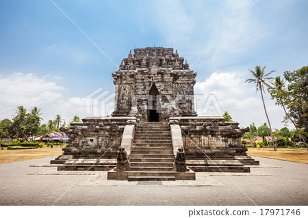 Mendut Temple Mendut Temple 17971746
