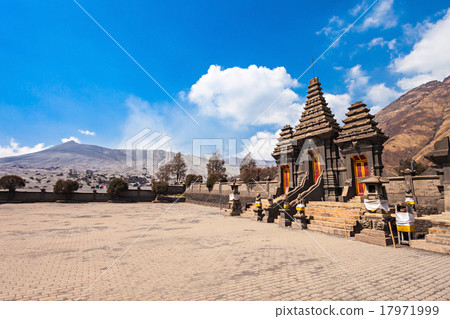 Temple near Bromo 17971999