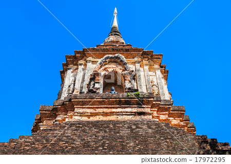 Wat Lok Molee 17972295