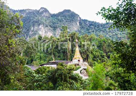 Wat Tham Pha Plong Wat Tham Pha Plong 17972728