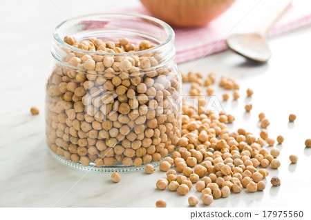 uncooked chickpeas in jar uncooked chickpeas in jar 17975560