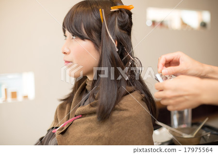 染髮劑 女生 女孩 17975564