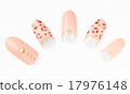 Nail tips 17976148